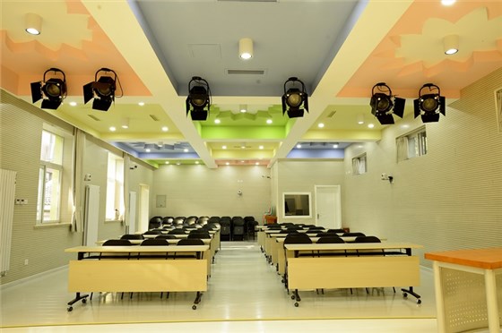 安樂(lè)幼兒園 JBL STX815M+STX818S音箱多功能廳項(xiàng)目